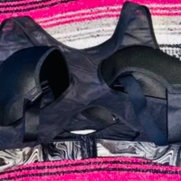 42G Adore Me Sports Bra - Picture 2 of 4